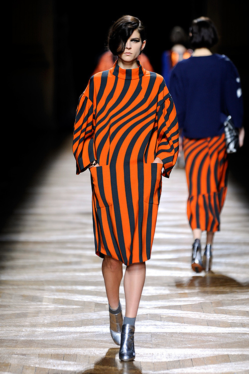 ドリス ヴァン ノッテン(DRIES VAN NOTEN) 2014-15年秋冬ウィメンズコレクション  - 写真26