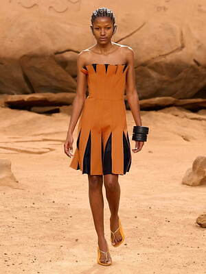 オフ-ホワイト (OFF-WHITE) 2023-24年秋冬ウィメンズ&メンズコレクション  - 写真10