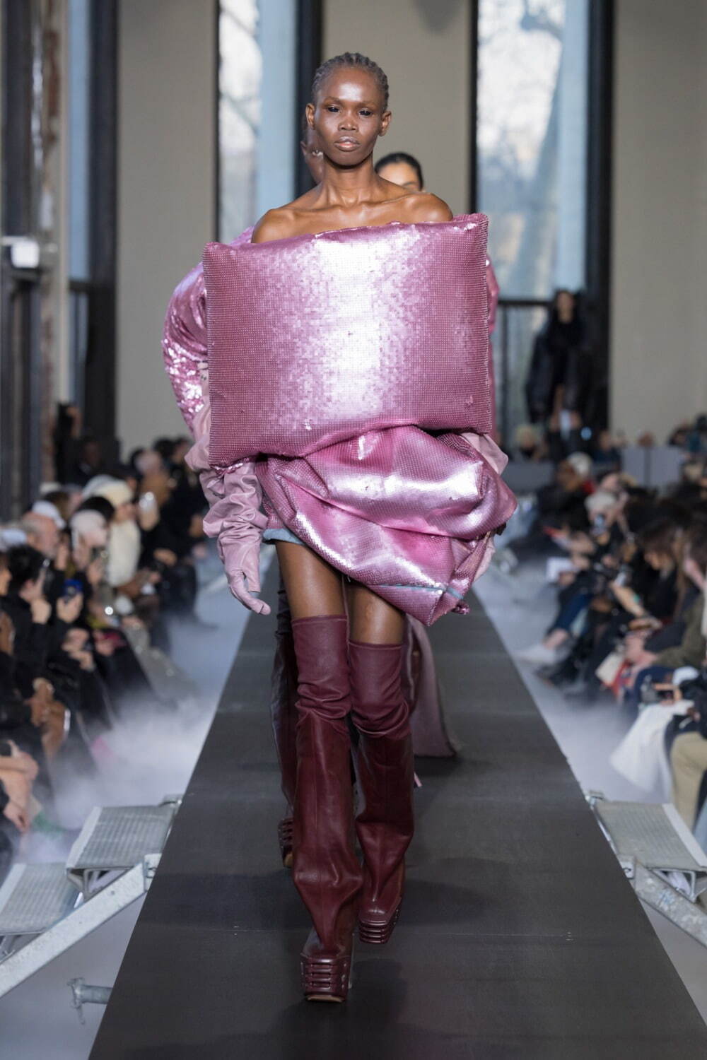 リック・オウエンス(Rick Owens) 2023-24年秋冬ウィメンズコレクション