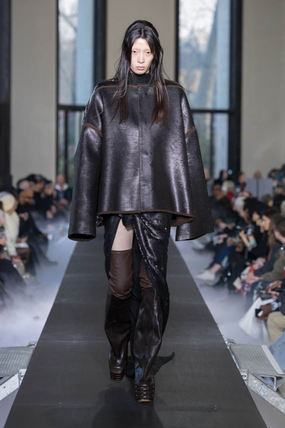 リック・オウエンス(Rick Owens) 2023-24年秋冬ウィメンズコレクション  - 写真39