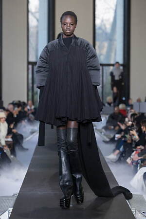 リック・オウエンス(Rick Owens) 2023-24年秋冬ウィメンズコレクション  - 写真34