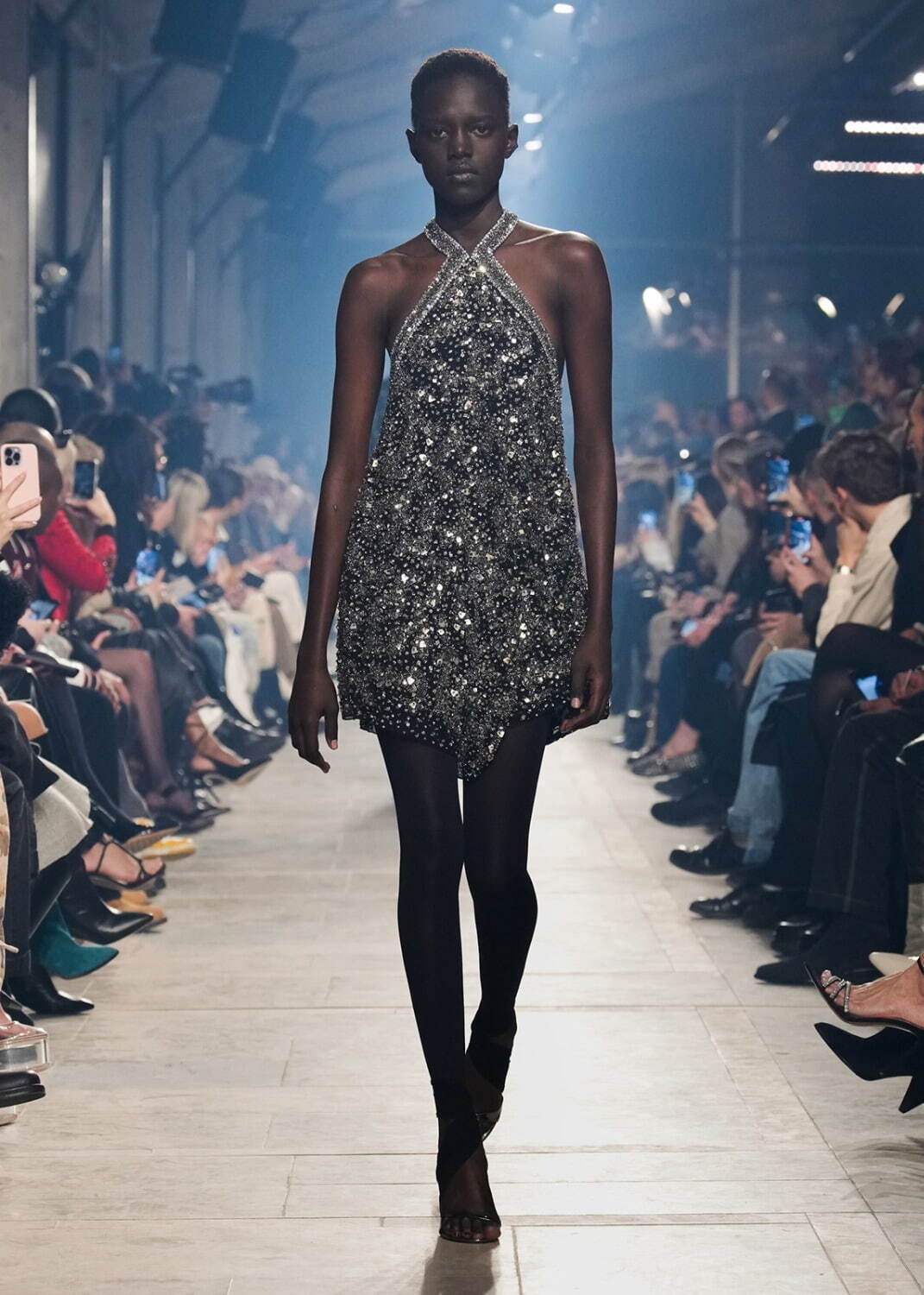 イザベル マラン(ISABEL MARANT) 2023-24年秋冬ウィメンズ&メンズコレクション  - 写真55