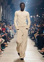 イザベル マラン 2023-24年秋冬コレクション - 柔らかいニットウェアをベースに｜写真18