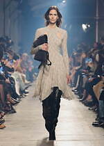 イザベル マラン 2023-24年秋冬コレクション - 柔らかいニットウェアをベースに｜写真27