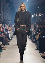 イザベル マラン 2023-24年秋冬コレクション - 柔らかいニットウェアをベースに｜写真28