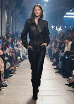 イザベル マラン 2023-24年秋冬コレクション - 柔らかいニットウェアをベースに｜写真50