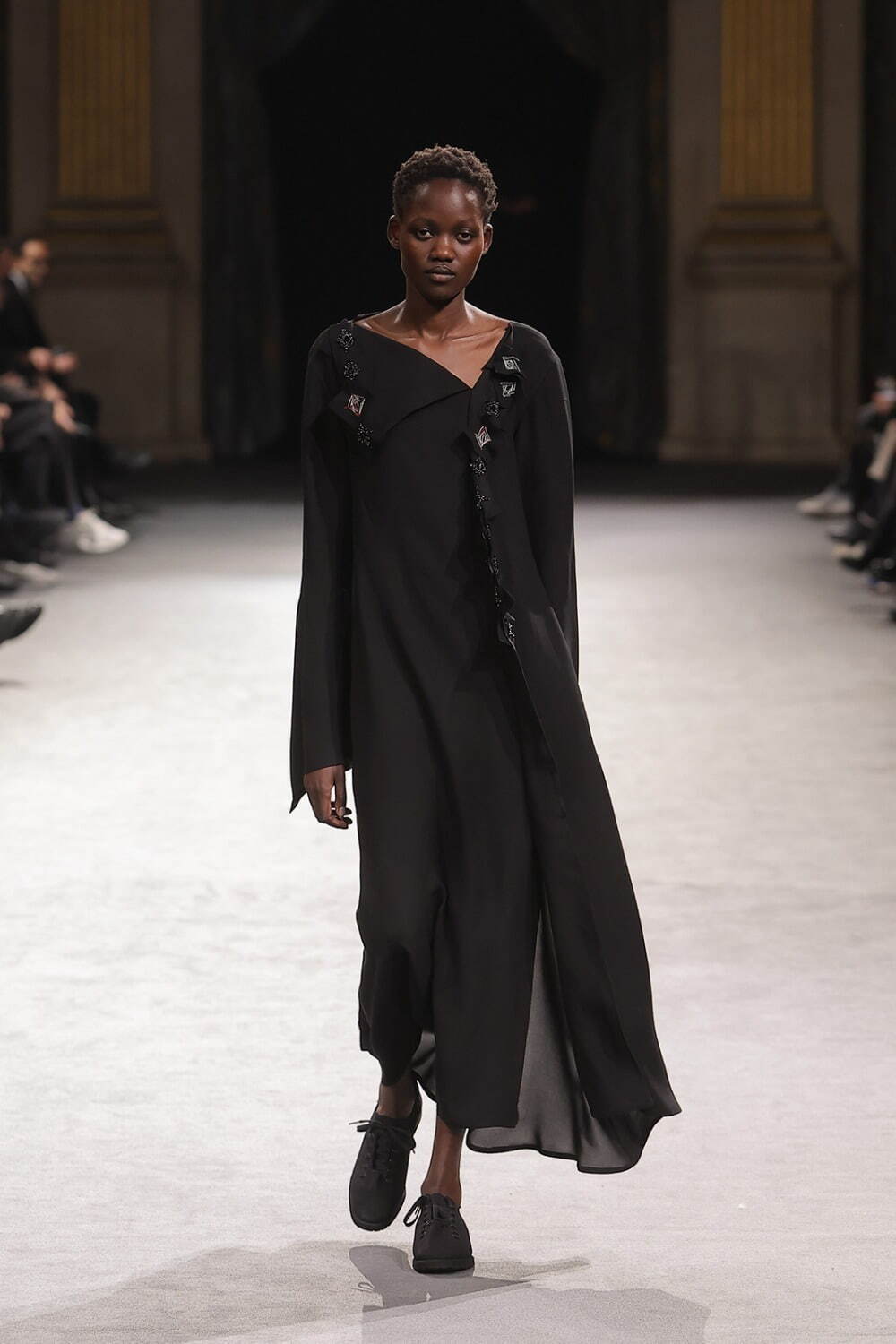 ヨウジヤマモト 2023-24年秋冬｜ ドレス