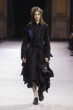 ヨウジヤマモト 写真18/43｜ヨウジヤマモト(Yohji Yamamoto) 2023-24年秋冬