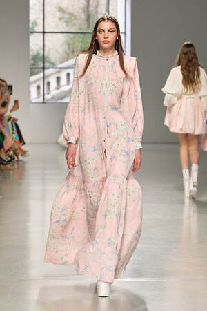 レオナール(LEONARD) 2023-24年秋冬ウィメンズコレクション  - 写真15