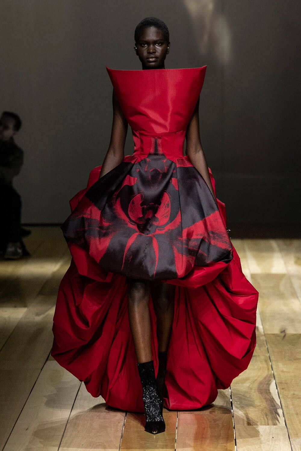 アレキサンダー・マックイーン(Alexander McQueen) 2023-24年秋冬