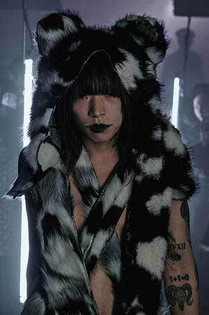 イクミ(IKUMI) 2022-23年秋冬ウィメンズ&メンズコレクション  - 写真15