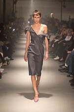 ヌメロ ヴェントゥーノ 2023-24年秋冬コレクション - フェミニティの常套句｜写真10