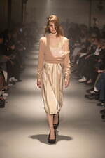 ヌメロ ヴェントゥーノ 2023-24年秋冬コレクション - フェミニティの常套句｜写真19