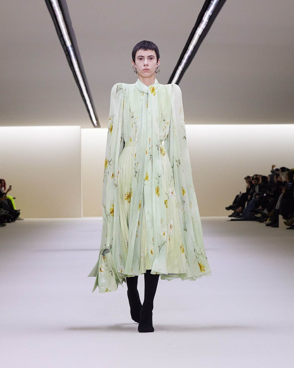 バレンシアガ(BALENCIAGA) 2023年冬ウィメンズ&メンズコレクション  - 写真27