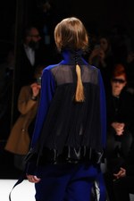 sacai 2014-15年秋冬コレクション - ボリューム感で魅せる冬のハイブリッドスタイル｜写真86