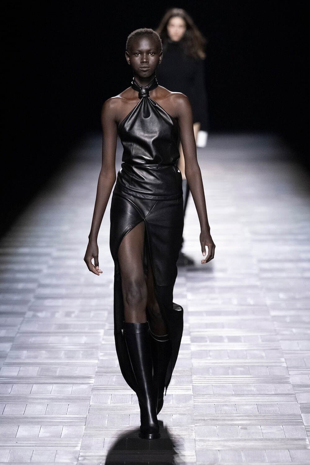 アン ドゥムルメステール(ANN DEMEULEMEESTER) 2023-24年秋冬ウィメンズ&メンズコレクション  - 写真14