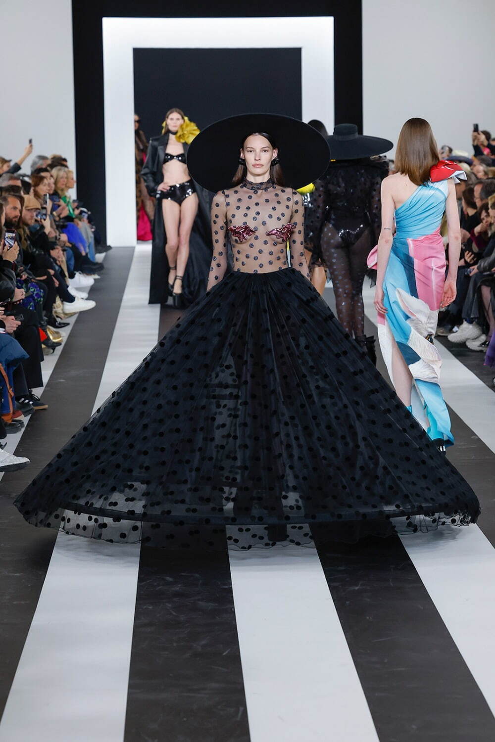 ニナ リッチ 2023-24年秋冬<span>コレクション</span> - 写真25
