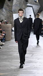 エルメス 2023年秋冬メンズコレクション - 相反する要素を併せ持つ、新たなバランス｜写真45