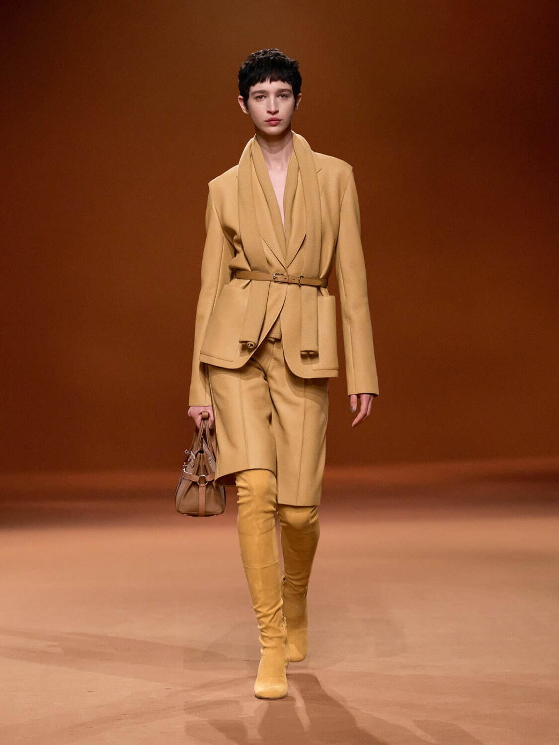 エルメス(HERMÈS) 2023-24年秋冬ウィメンズコレクション  - 写真29