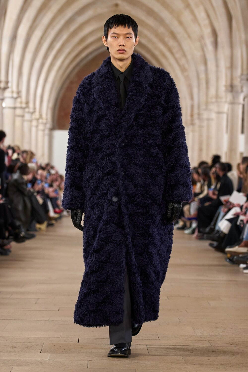 ランバン(LANVIN) 2023-24年秋冬ウィメンズ&メンズコレクション