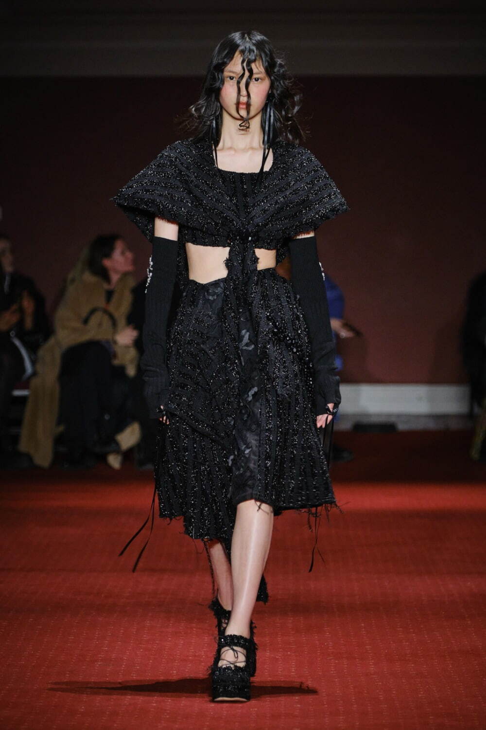 シモーネ ロシャ(SIMONE ROCHA) 2023-24年秋冬ウィメンズ&メンズコレクション  - 写真6