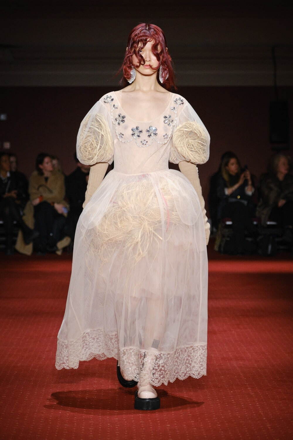 シモーネ ロシャ(SIMONE ROCHA) 2023-24年秋冬ウィメンズ&メンズコレクション  - 写真49