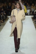 クロエ(Chloé) 2014-15年秋冬コレクション - ボーホーな気分を都会の風に乗せて｜写真3