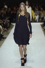 クロエ(Chloé) 2014-15年秋冬コレクション - ボーホーな気分を都会の風に乗せて｜写真35
