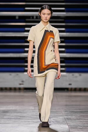 アクリス(Akris) 2023-24年秋冬ウィメンズコレクション  - 写真19