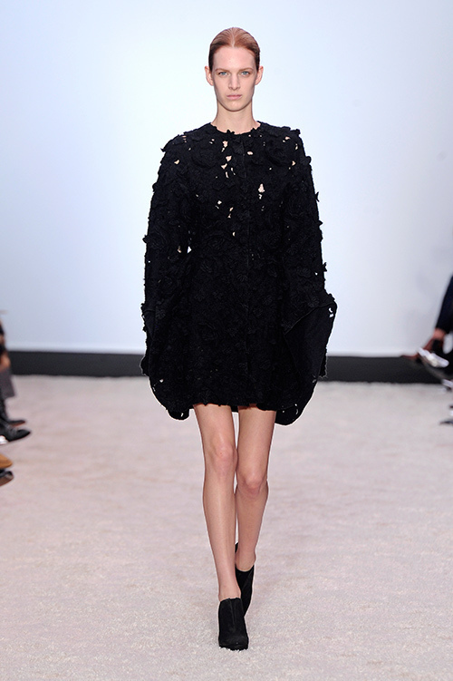 ジャンバティスタ ヴァリ(GiAMBATTiSTA VALLi) 2014-15年秋冬ウィメンズコレクション  - 写真22