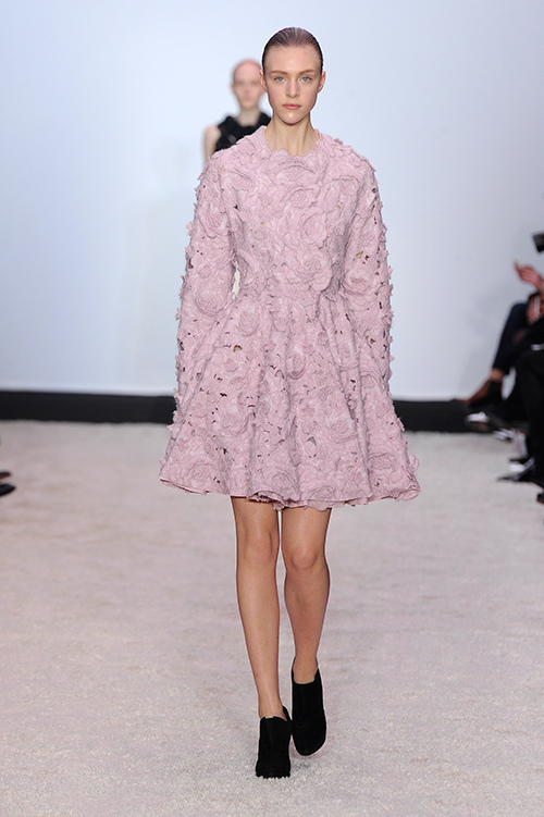 ジャンバティスタ ヴァリ(GiAMBATTiSTA VALLi) 2014-15年秋冬ウィメンズコレクション  - 写真23