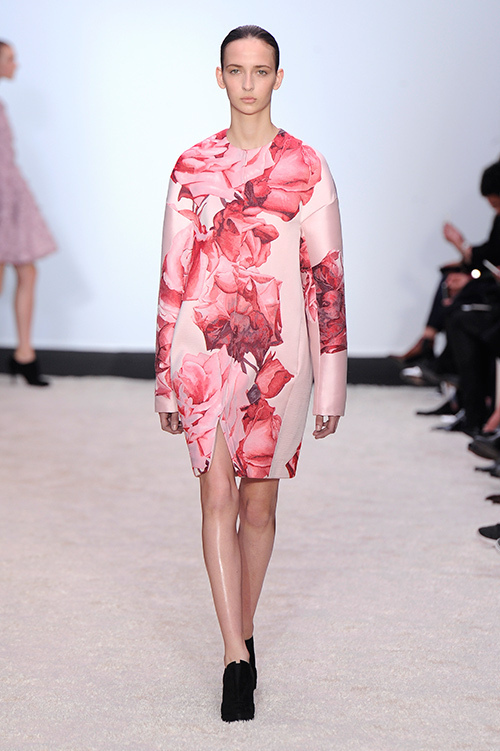 ジャンバティスタ ヴァリ(GiAMBATTiSTA VALLi) 2014-15年秋冬ウィメンズコレクション  - 写真26