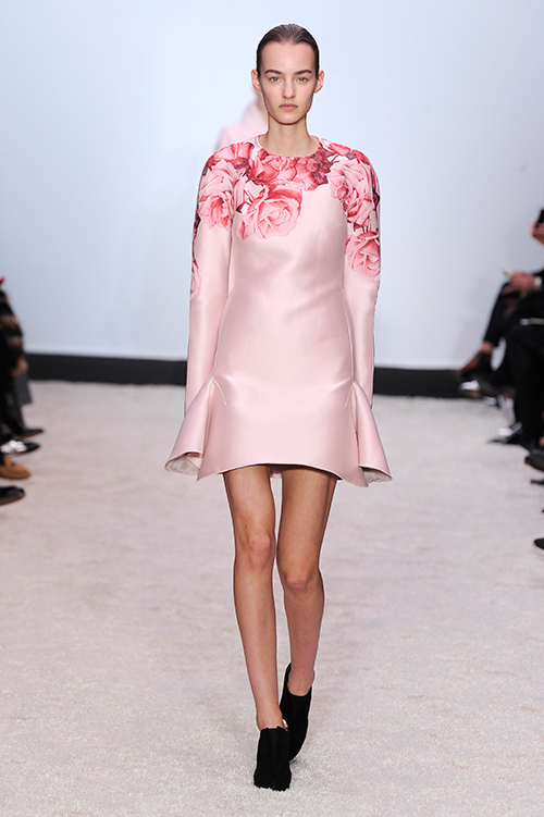 ジャンバティスタ ヴァリ(GiAMBATTiSTA VALLi) 2014-15年秋冬ウィメンズコレクション  - 写真30