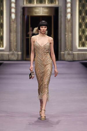 エリザベッタ フランキ(ELISABETTA FRANCHI) 2023-24年秋冬ウィメンズコレクション  - 写真39