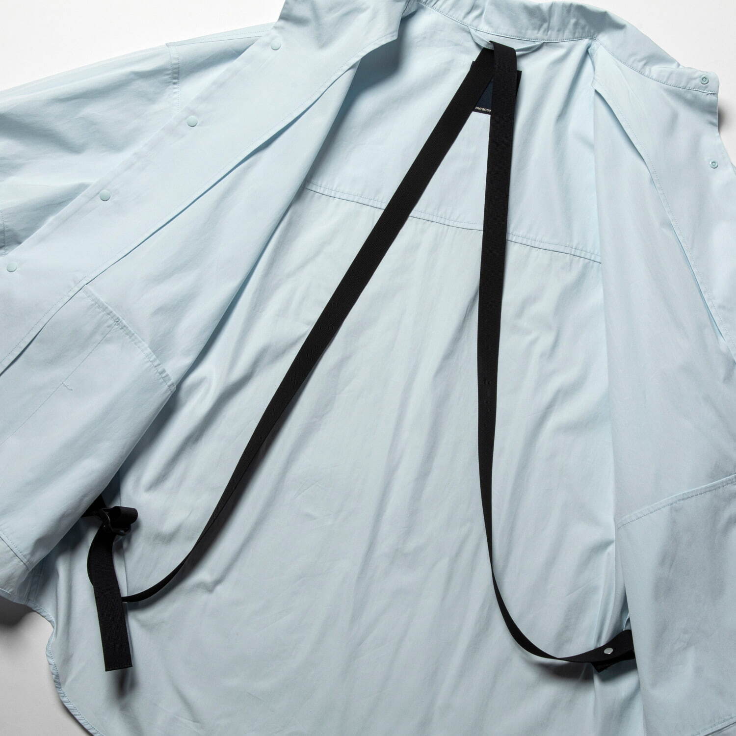 ミーンズワイル新作2WAYシャツ、取り外し可能な袖パーツ＆撥水透湿の機能性素材で｜写真46