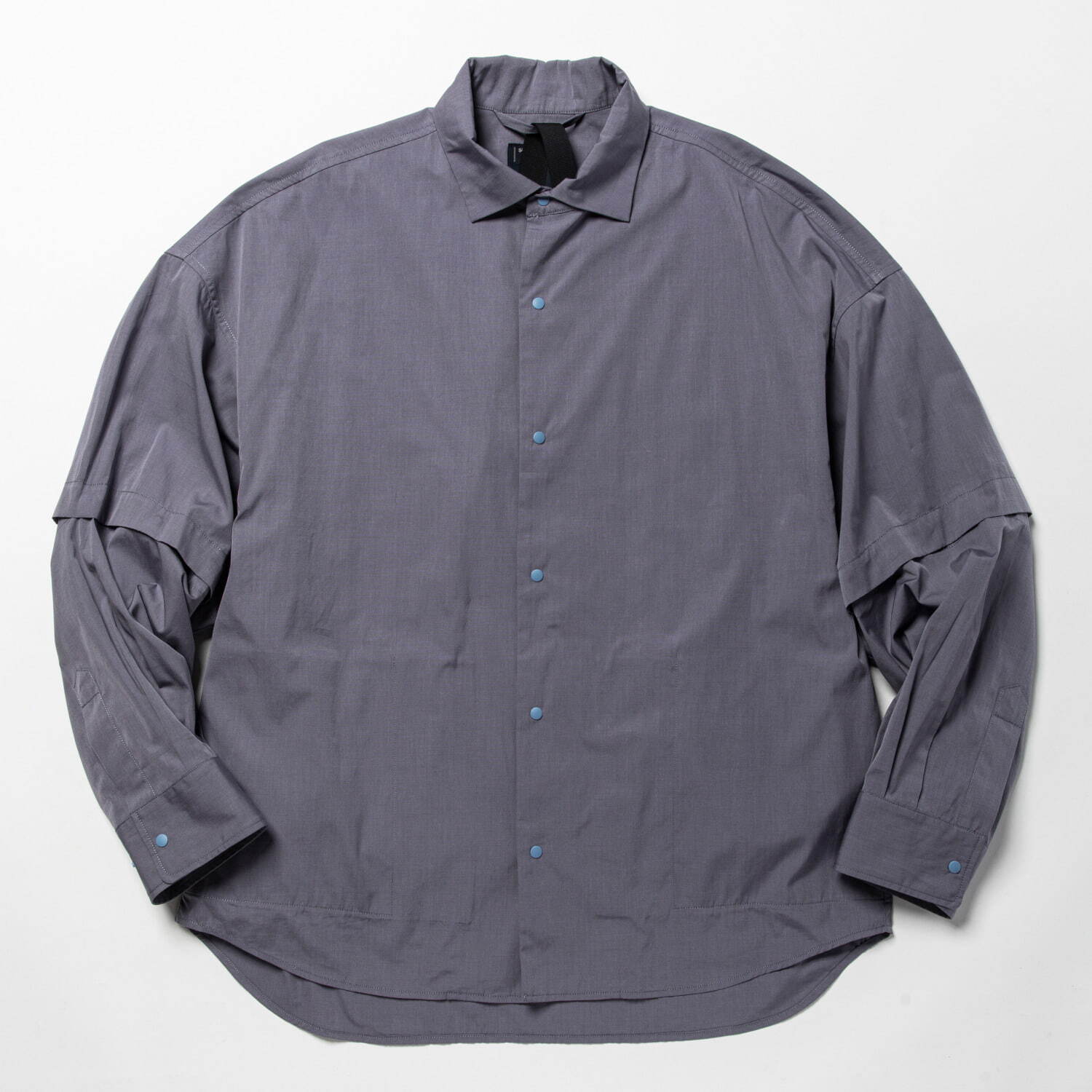 ミーンズワイル新作2WAYシャツ、取り外し可能な袖パーツ＆撥水透湿の機能性素材で｜写真25