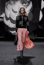 シャネル(CHANEL) カメリア｜写真32