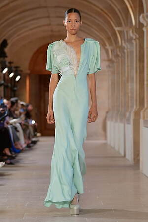 ヴィクトリア ベッカム(Victoria Beckham) 2023-24年秋冬ウィメンズコレクション  - 写真15