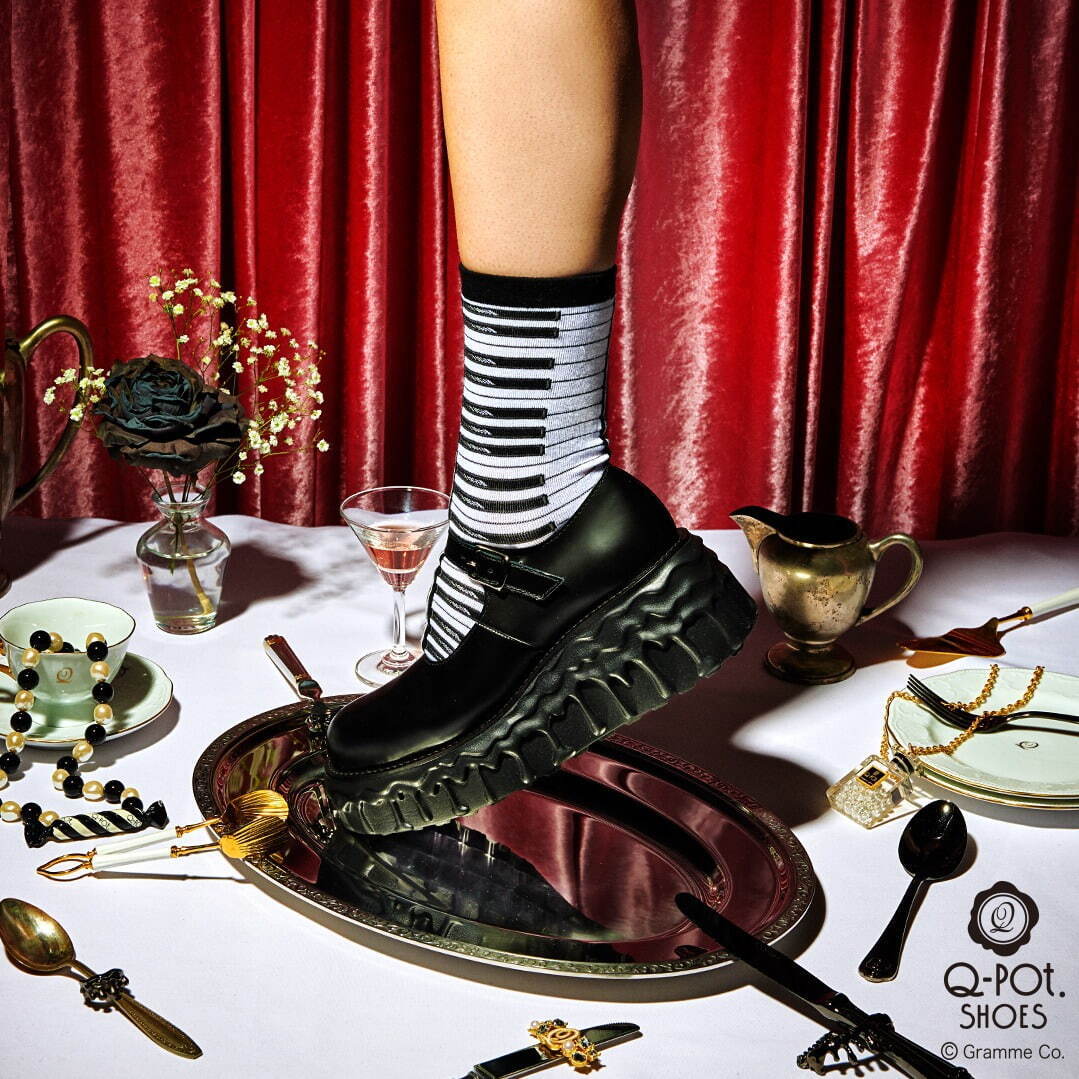 Q-pot.初のシューズライン誕生、まるでチョコ！？“ソールがとろける”メリージェーンシューズ｜写真3