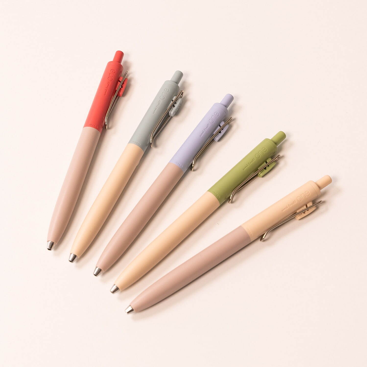 全国ロフトで「ロフトのペン覧会 2023」限定カラーや海外流通品など多彩な筆記具を販売｜写真3