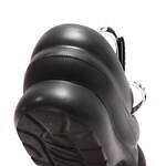 UGG×アトモス“ぷっくり”フォルムの新作サンダル、約7.6cmのウェッジヒール＆快適な履き心地｜写真17