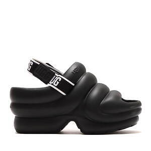 UGG×アトモス“ぷっくり”フォルムの新作サンダル、約7.6cmのウェッジヒール&快適な履き心地|写真9