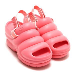 UGG×アトモス“ぷっくり”フォルムの新作サンダル、約7.6cmのウェッジヒール&快適な履き心地|写真32