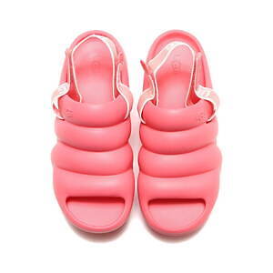 UGG×アトモス“ぷっくり”フォルムの新作サンダル、約7.6cmのウェッジヒール&快適な履き心地|写真36