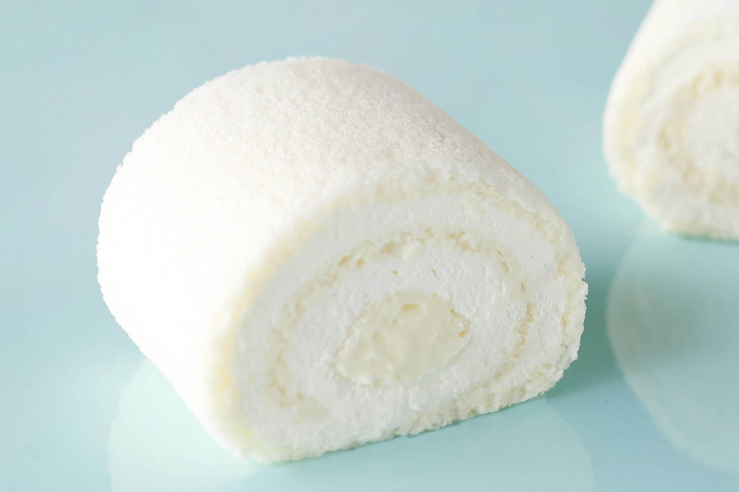 「白いロールケーキ」756円