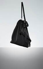 ディスコード ヨウジヤマモト新作、ギャバジン仕様の巾着バッグ&“口金ポケット付きトートなど｜写真1