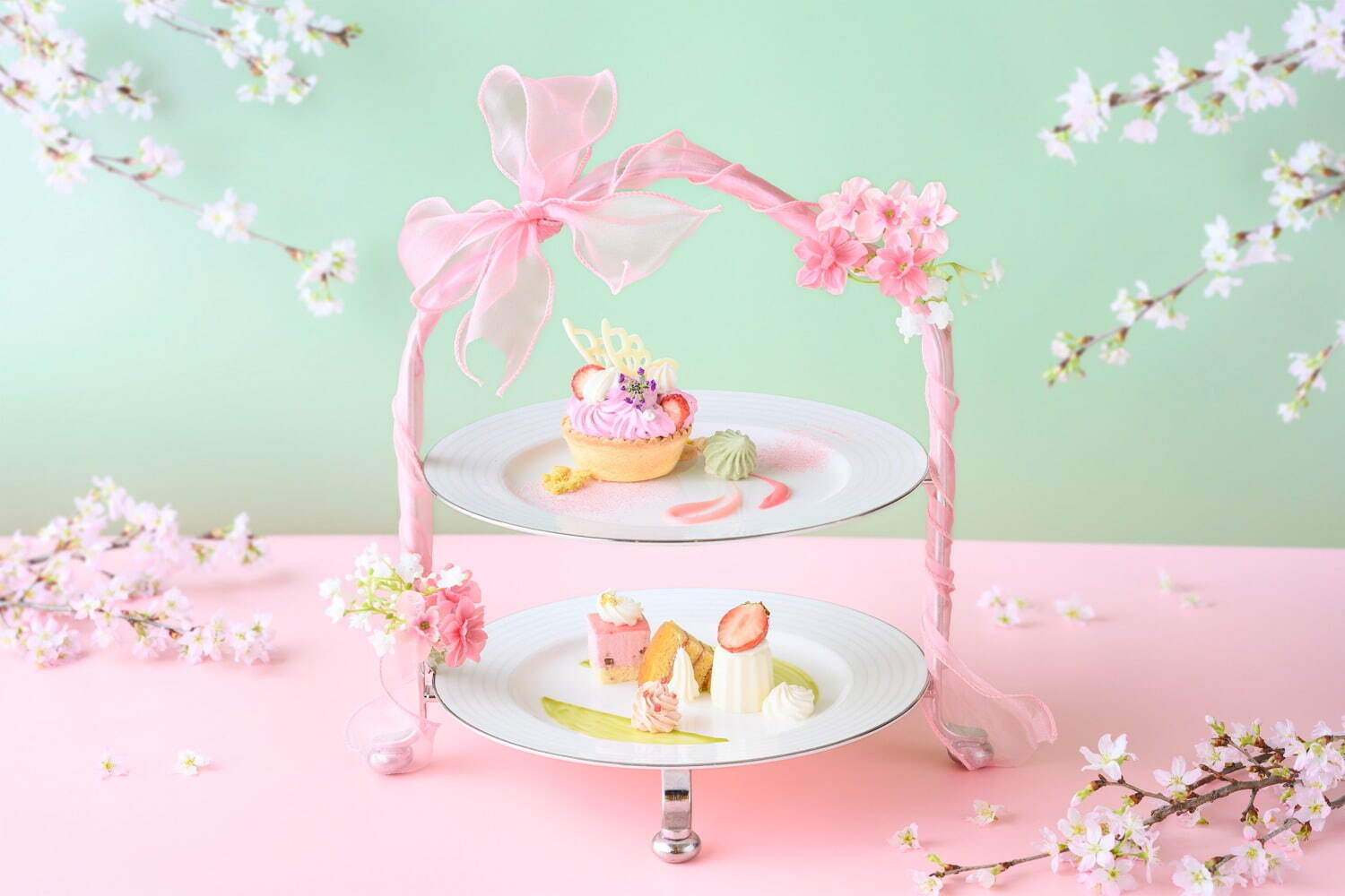 アニヴェルセルカフェ みなとみらい横浜の春フェア、桜がテーマの生搾りモンブランやアフタヌーンティー｜写真1