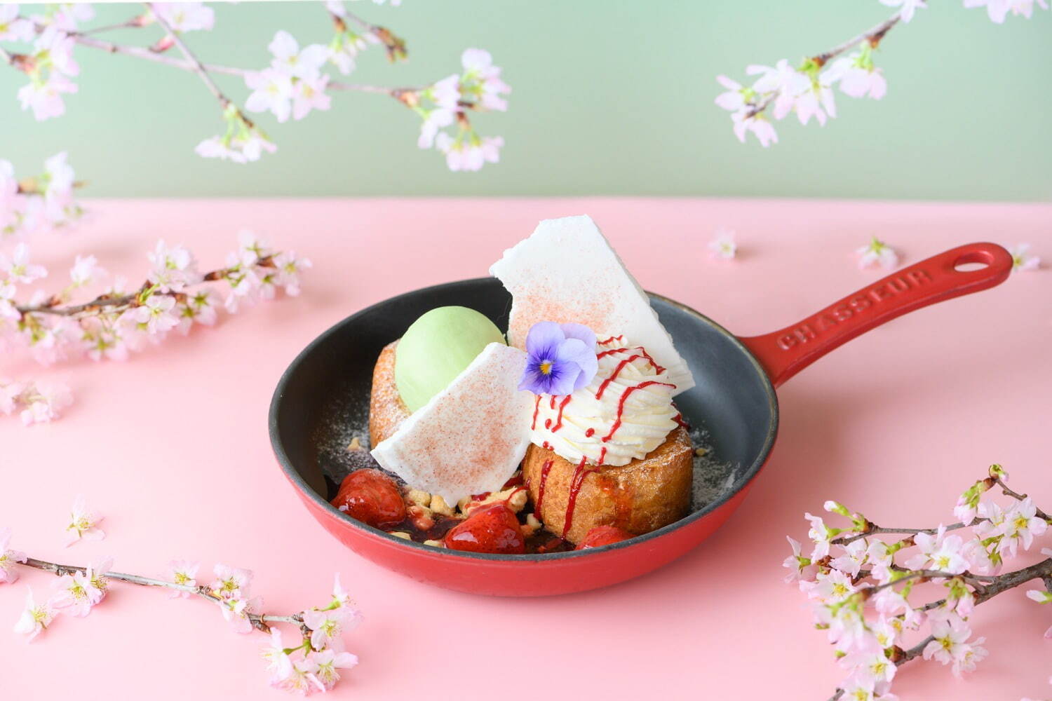 アニヴェルセルカフェ みなとみらい横浜の春フェア、桜がテーマの生搾りモンブランやアフタヌーンティー｜写真3
