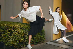 「ウジョー ダンスキン」“ドローコード”でシルエット変化するブルゾンやスカート、Tシャツなど