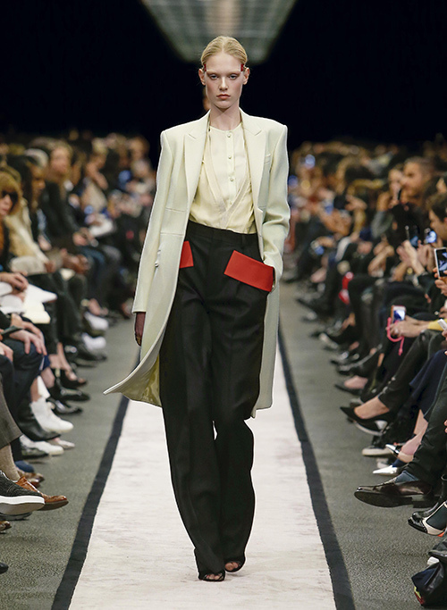 ジバンシィ バイ リカルド ティッシ  2014-15年秋冬<span>コレクション</span> - 写真4